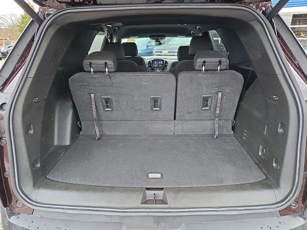 Used 2023 Chevrolet Traverse LT image 34