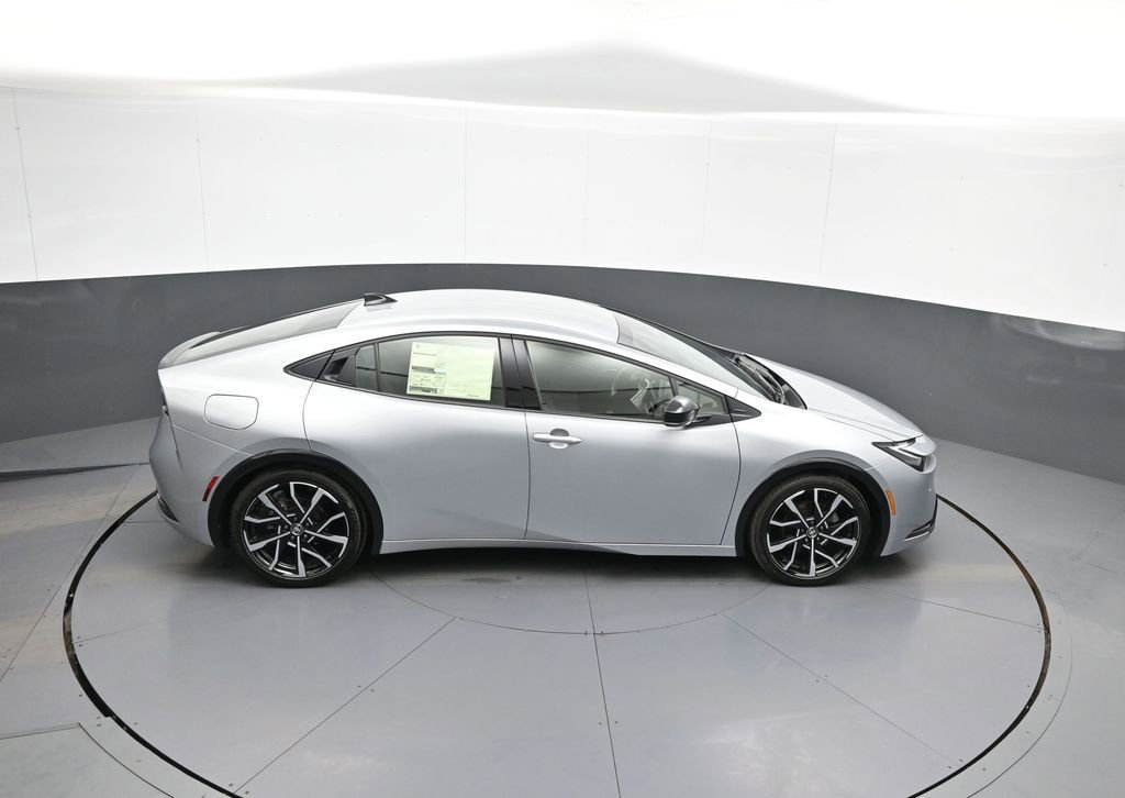 New 2026 Toyota Prius Plug-In Hybrid FWD image 37