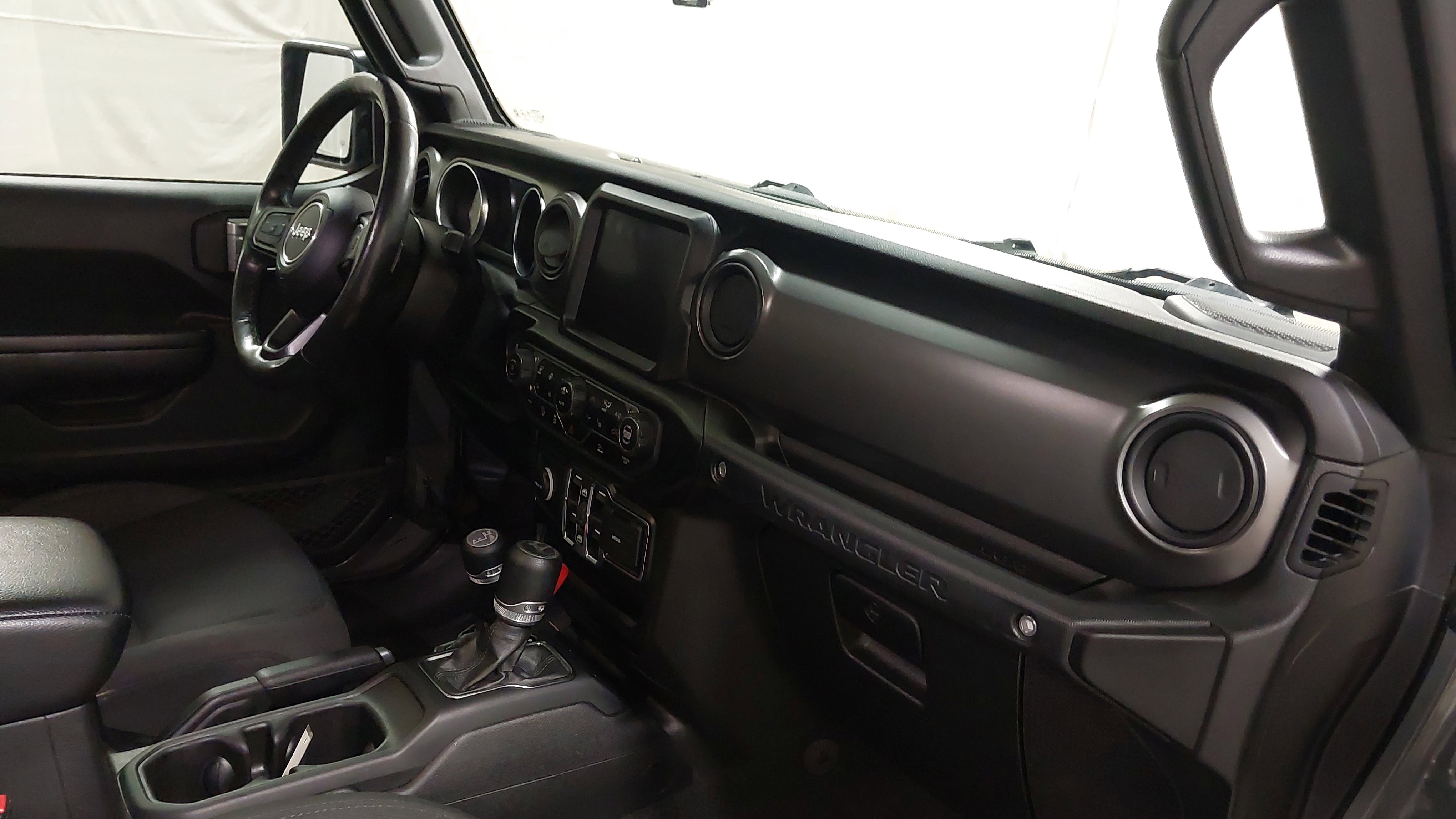 Used 2021 Jeep Wrangler Unlimited Sport image 28