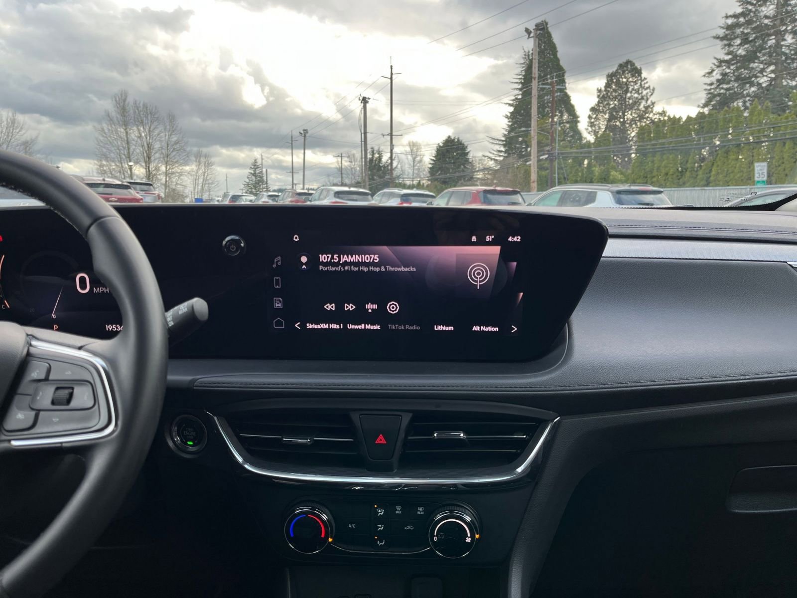 Used 2025 Buick Encore GX Preferred image 21