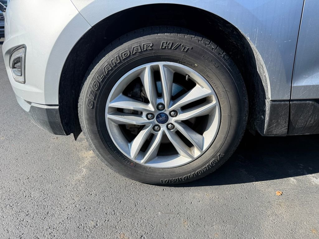 Used 2018 Ford Edge SEL w/ Equipment Group 201A image 9