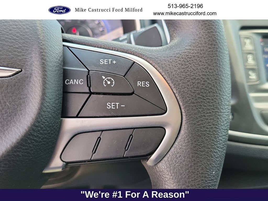 Used 2015 Chrysler 200 Limited FWD image 19
