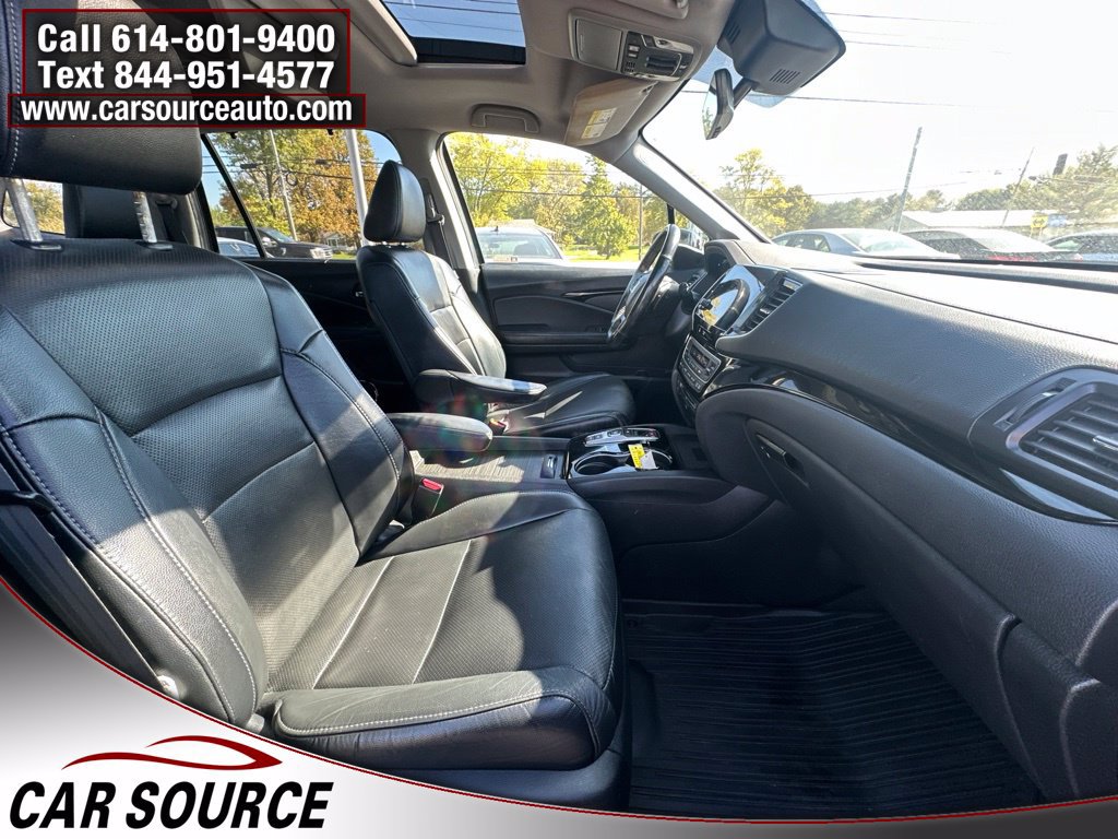 Used 2019 Honda Pilot Elite image 32