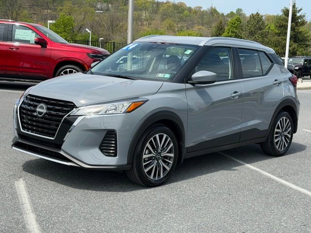 Used 2024 Nissan Kicks SV FWD image 9