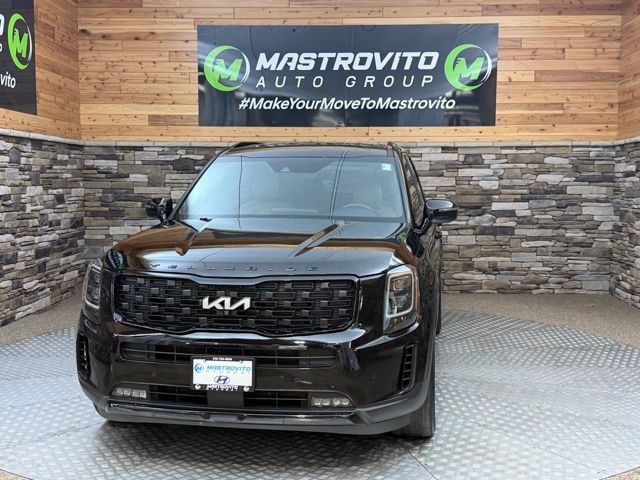 Used 2022 Kia Telluride SX w/ Nightfall Edition Package AWD/4WD video 3
