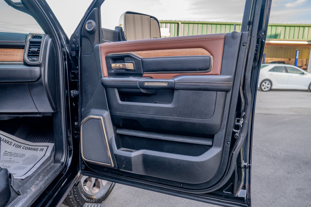 Used 2022 RAM 2500 Limited AWD/4WD image 24