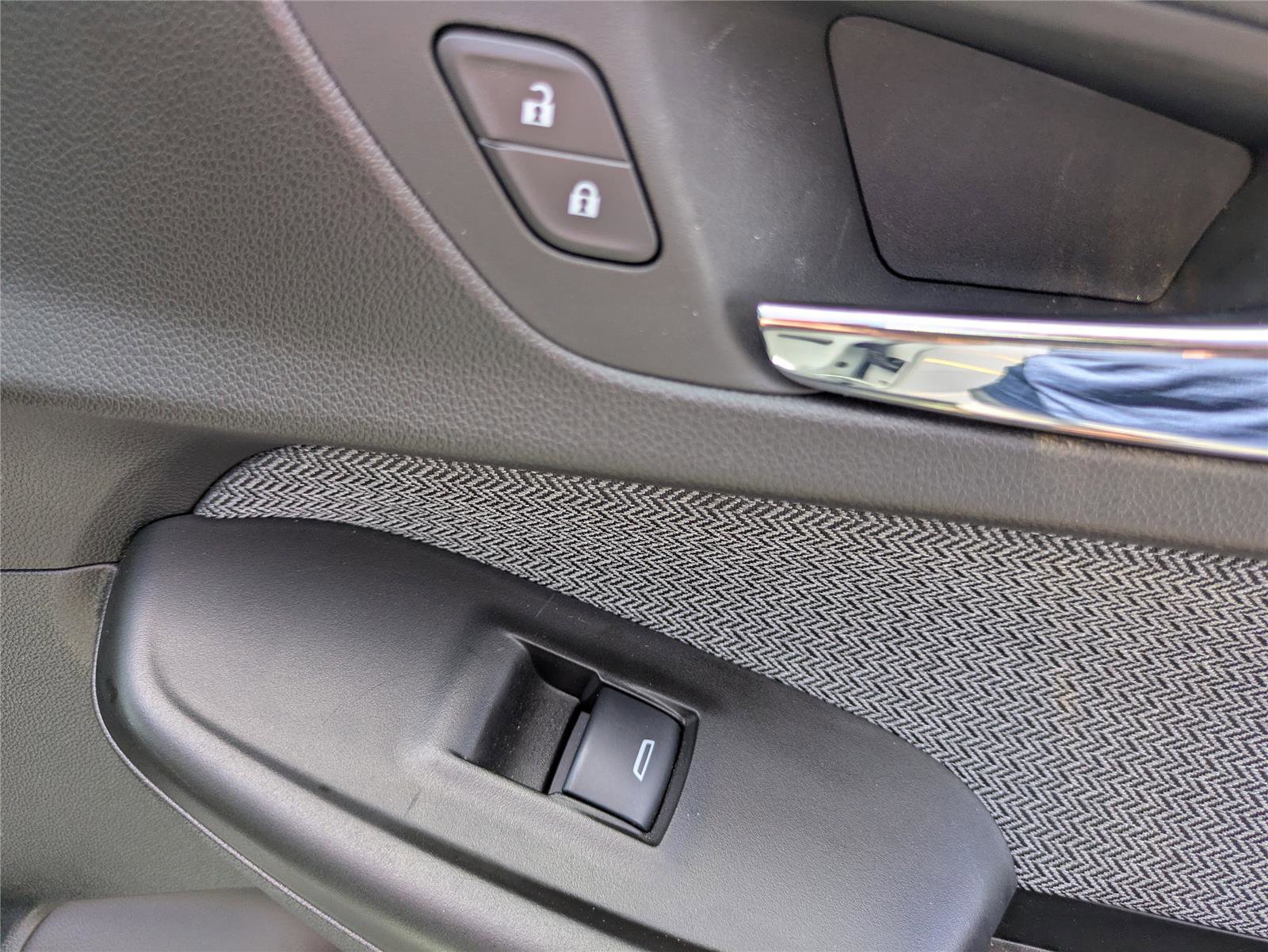 Used 2023 Chevrolet TrailBlazer LT w/ Convenience Package image 19