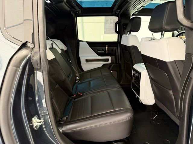 Used 2025 GMC Hummer EV 2X AWD/4WD image 25
