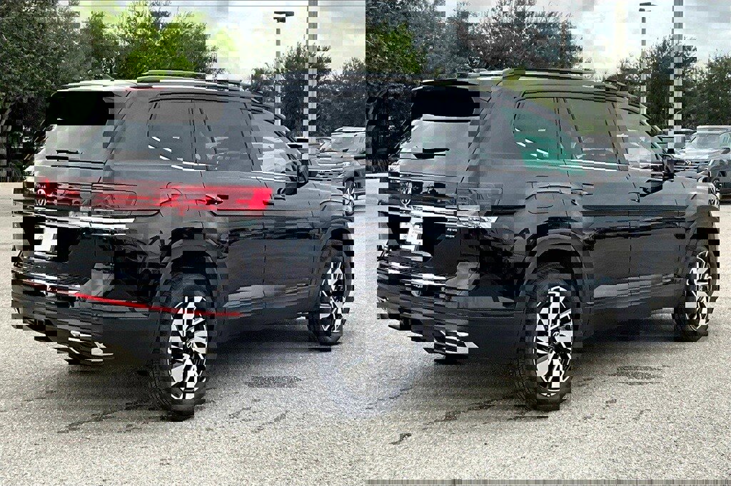 New 2026 Volkswagen Atlas SE image 5