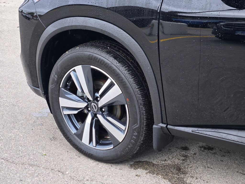 Used 2024 Nissan Rogue SL w/ SL Premium Package image 24