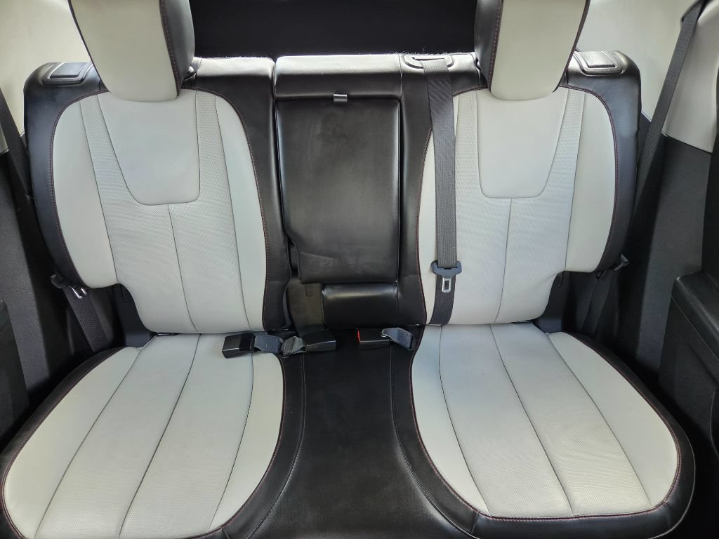 Used 2012 Chevrolet Equinox LT FWD image 19