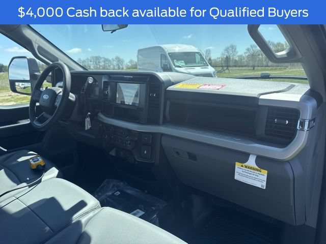 New 2026 Ford F550 4x4 Regular Cab Super Duty image 19