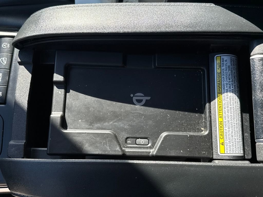 Used 2022 Toyota Highlander XLE image 31