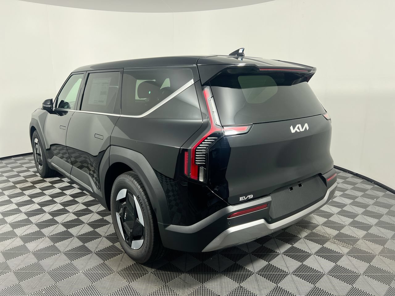 New 2026 Kia EV9 Light RWD image 7
