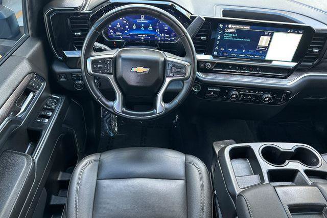 Used 2024 Chevrolet Silverado 2500 LTZ AWD/4WD image 15