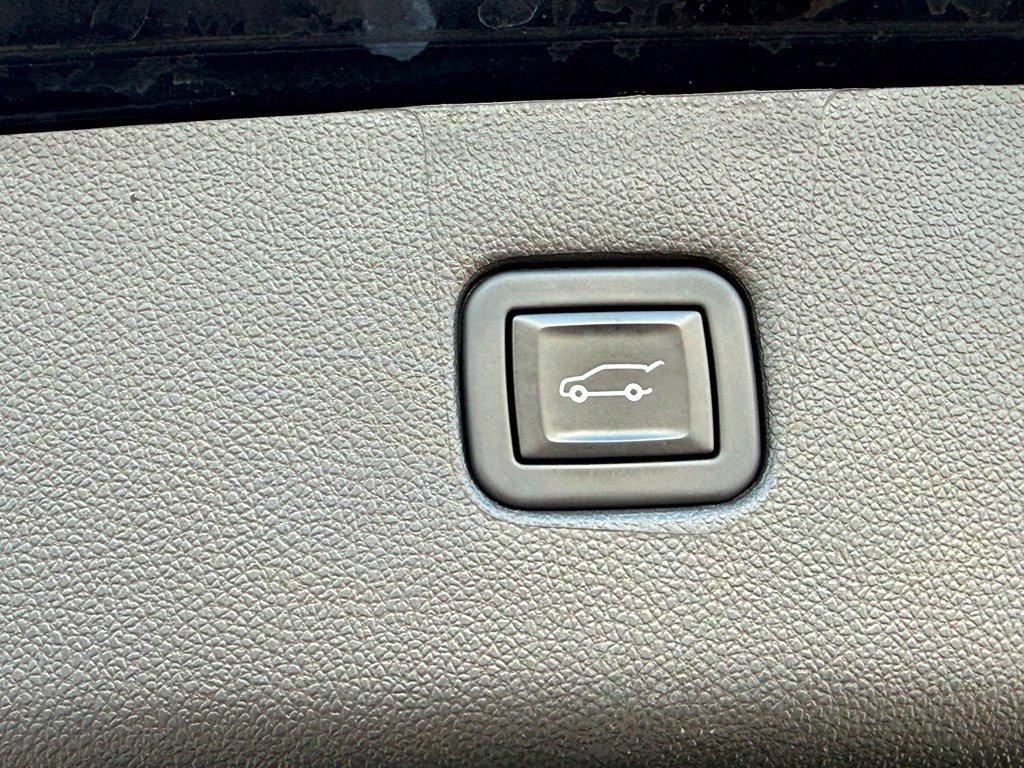 Used 2020 Chevrolet Blazer LT w/ Sound & Technology Package AWD/4WD image 41