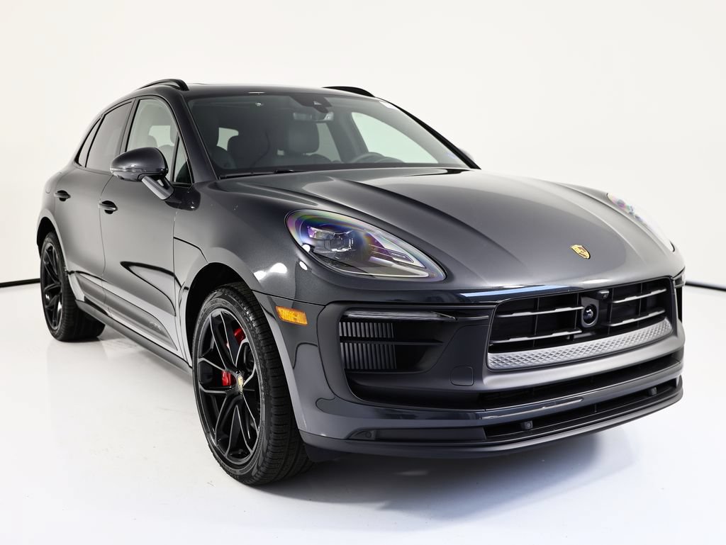 New 2026 Porsche Macan GTS AWD/4WD image 9