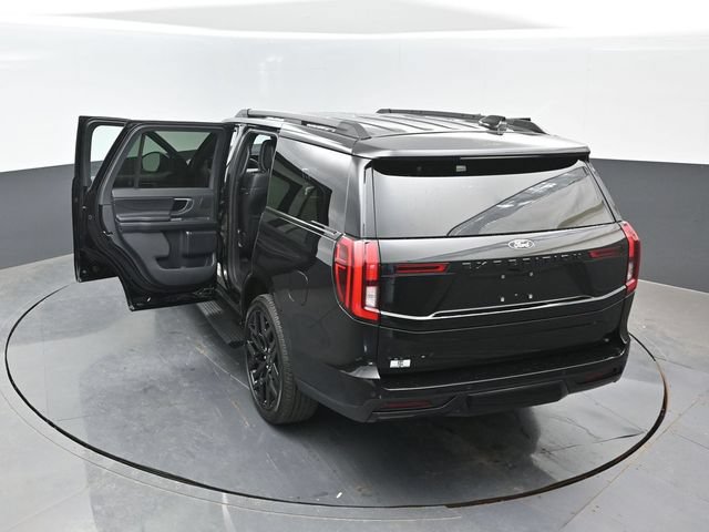 New 2026 Ford Expedition Platinum w/ Stealth Performance Package AWD/4WD image 26