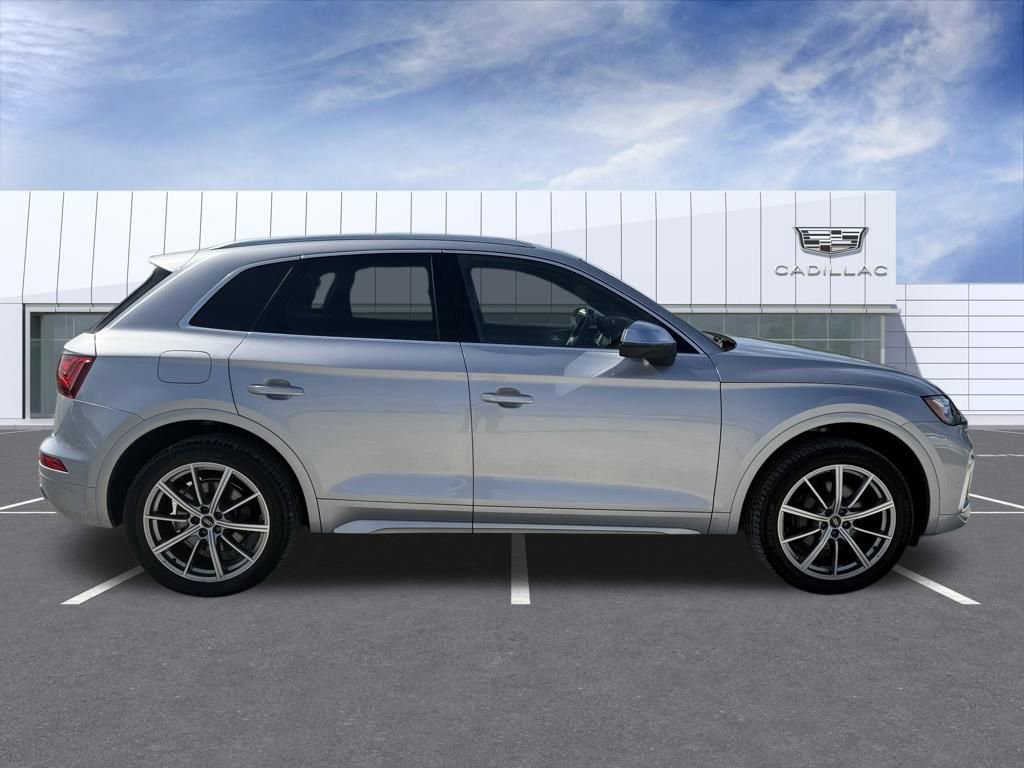 Used 2023 Audi SQ5 Premium Plus w/ Premium Plus Package AWD/4WD image 2