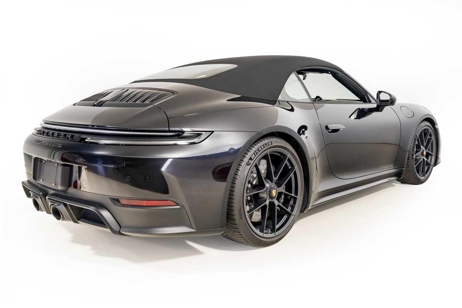 Used 2026 Porsche 911 Carrera 4 GTS AWD/4WD image 9