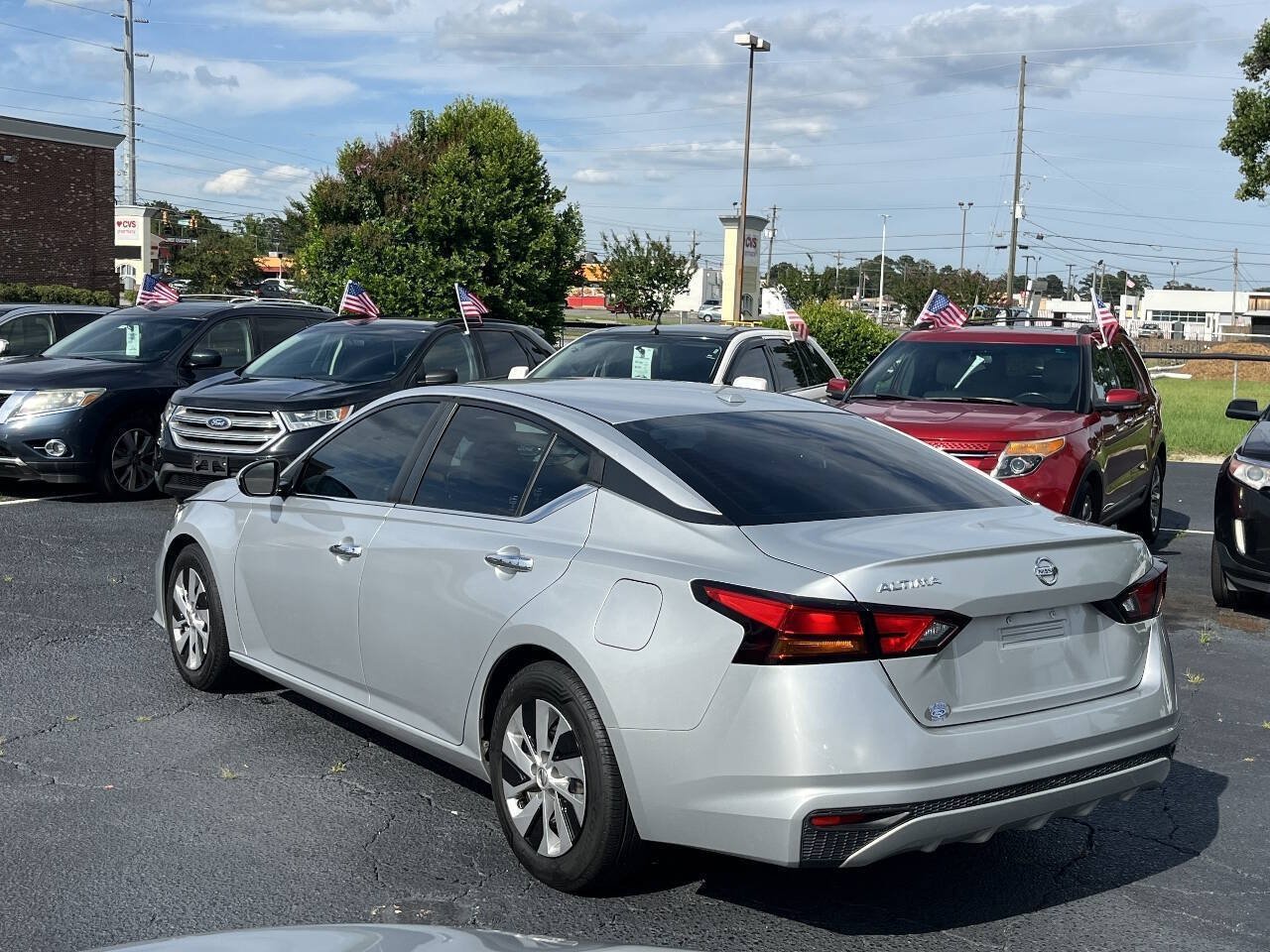 Used 2019 Nissan Altima 2.5 S FWD image 9