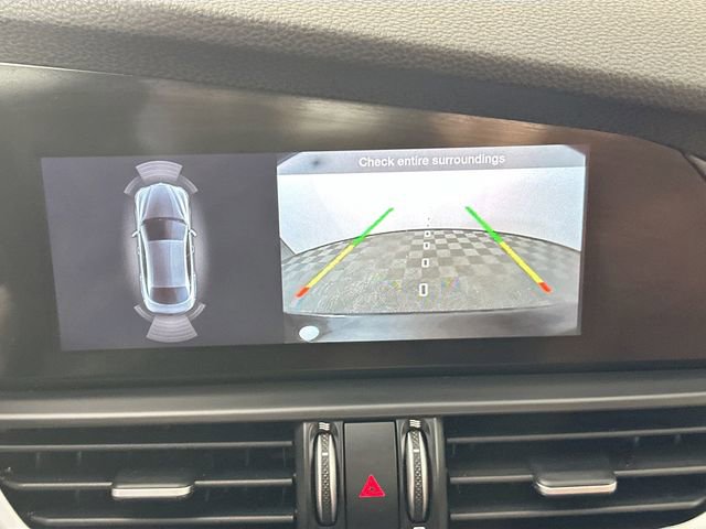 Used 2022 Alfa Romeo Giulia Ti AWD/4WD image 13