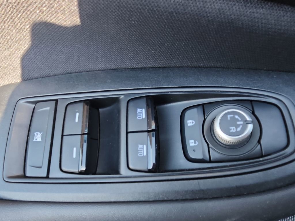 Used 2025 Subaru Outback Premium AWD/4WD image 17