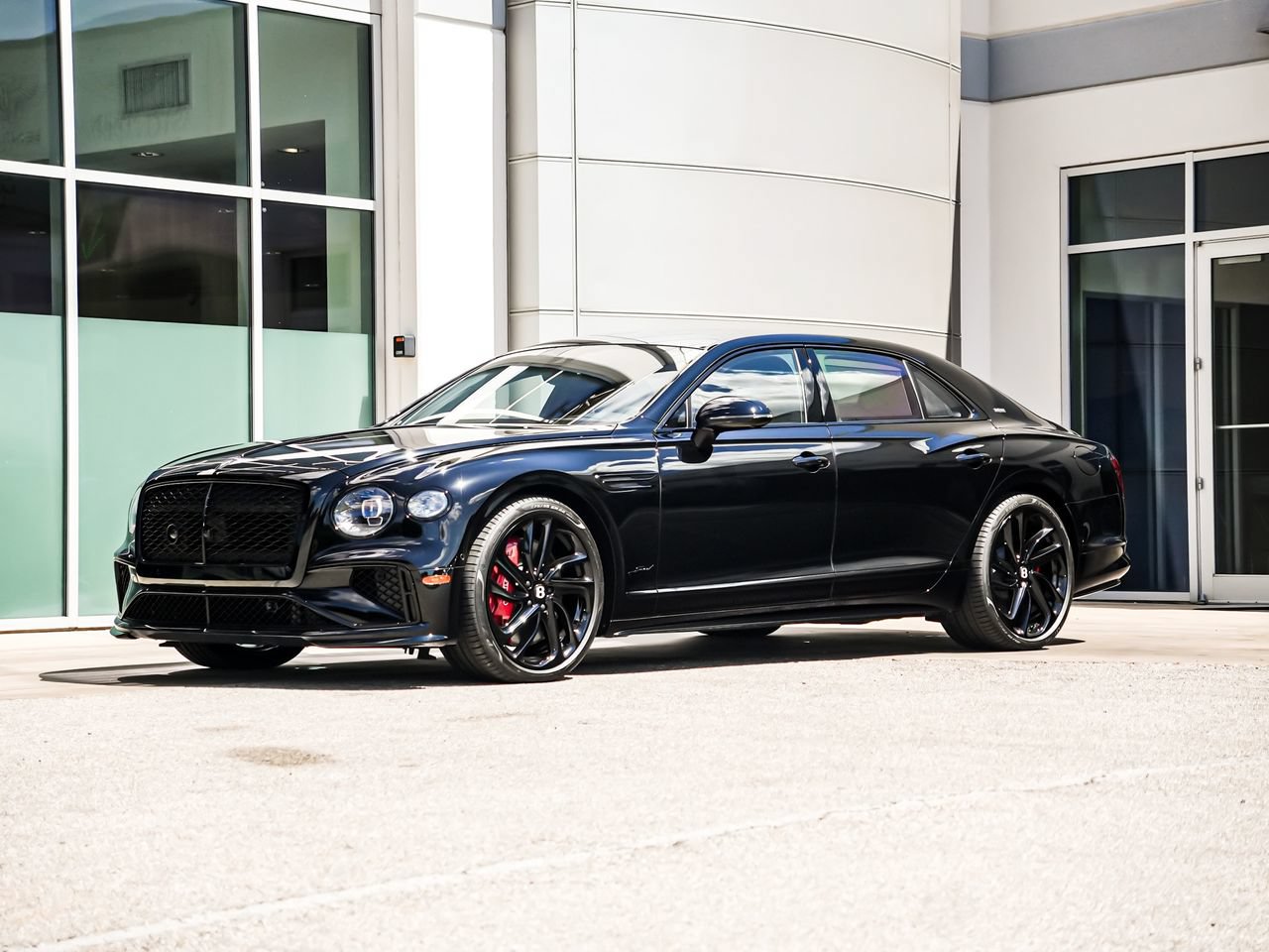 Used 2025 Bentley Flying Spur Plug-In Hybrid AWD/4WD image 14