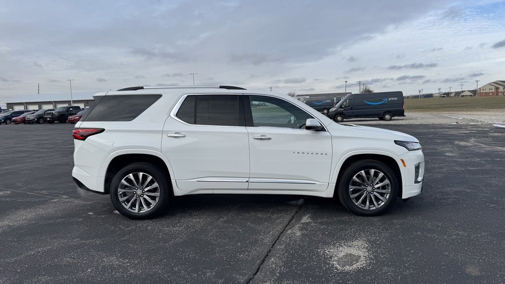Used 2023 Chevrolet Traverse Premier image 8