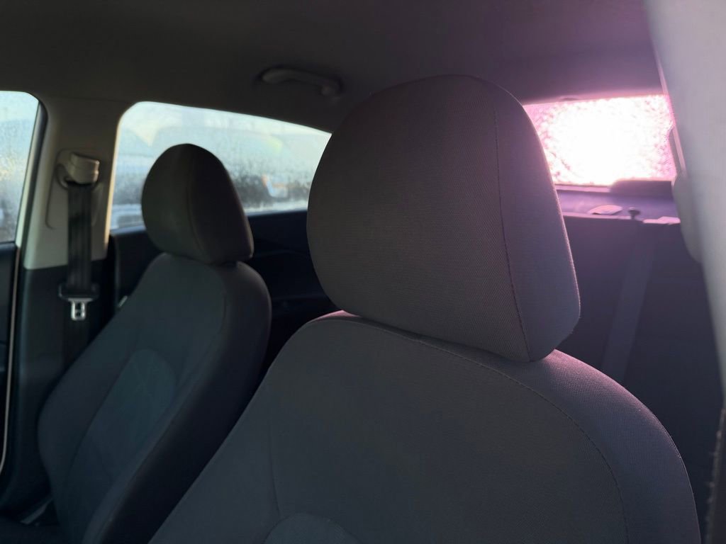 Used 2016 Kia Rio LX image 13