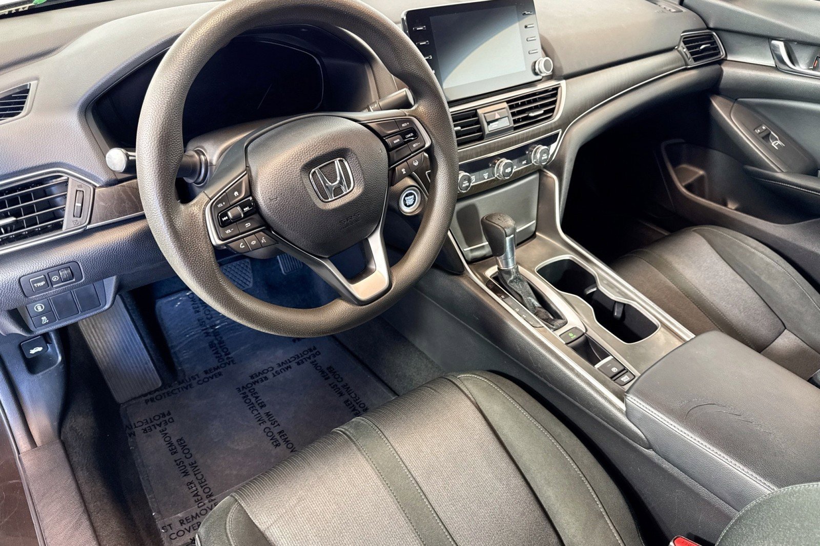Used 2018 Honda Accord EX image 9