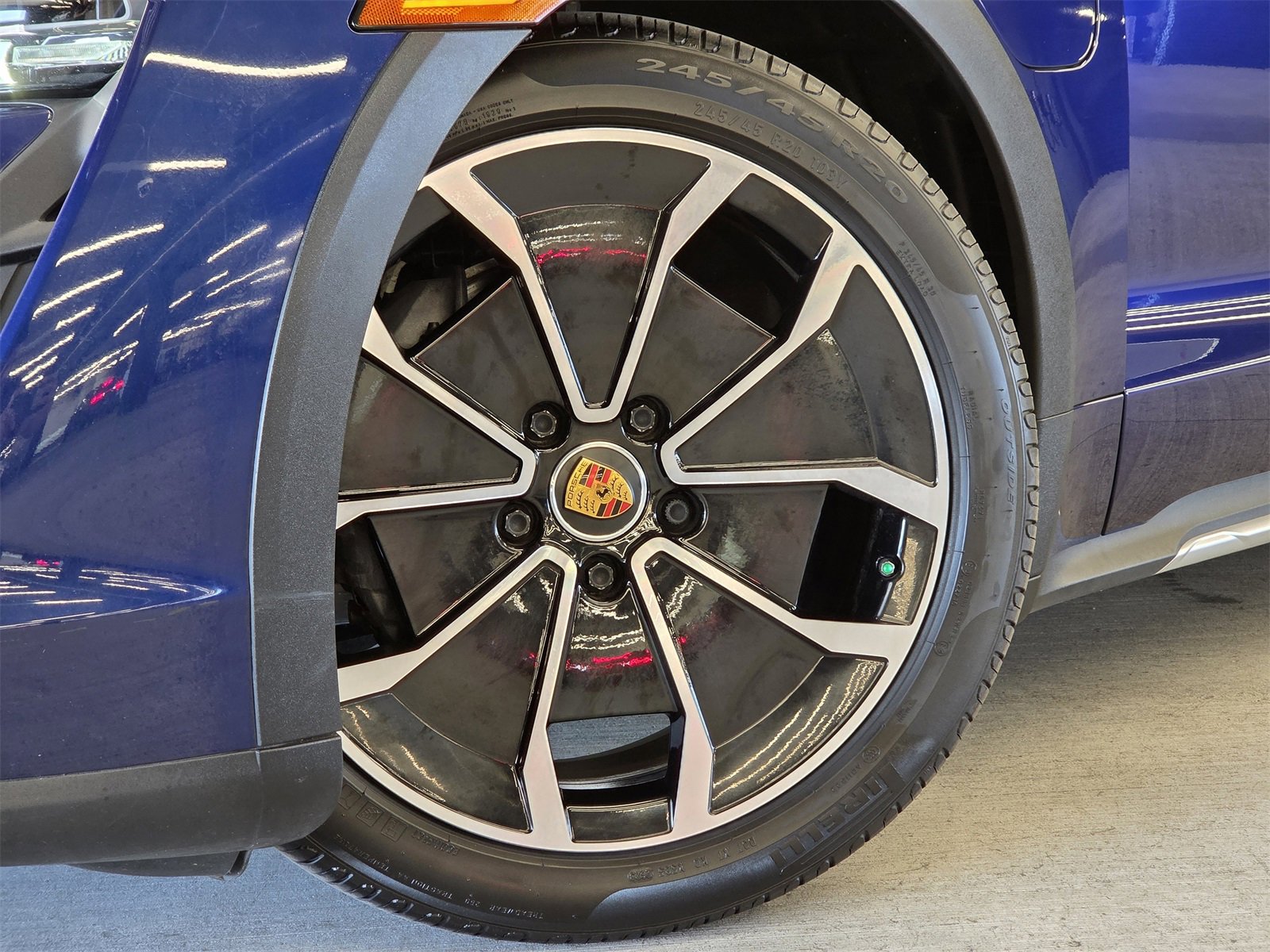 Used 2022 Porsche Taycan 4 Cross Turismo image 25