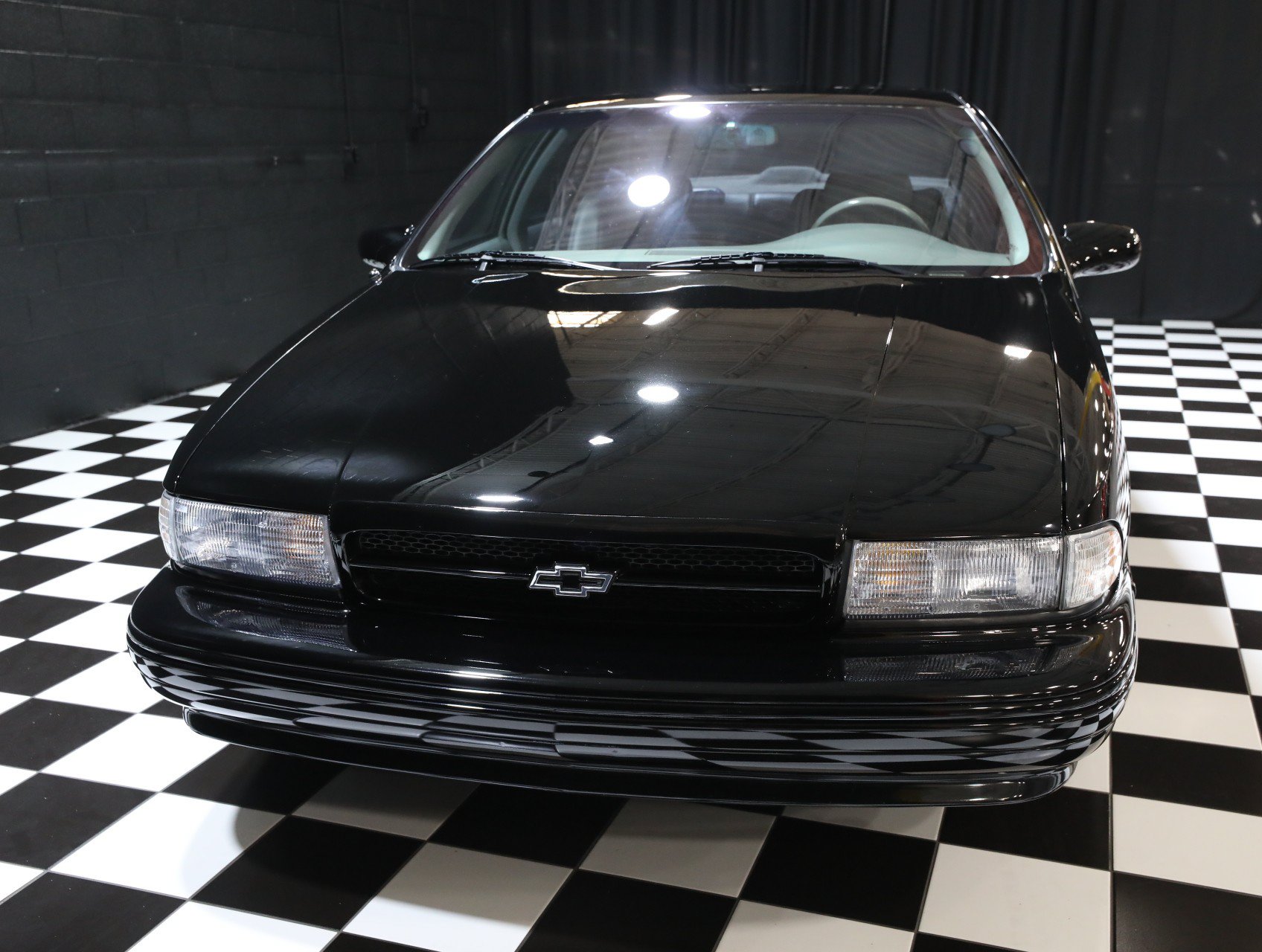Used 1996 Chevrolet Impala SS RWD image 11