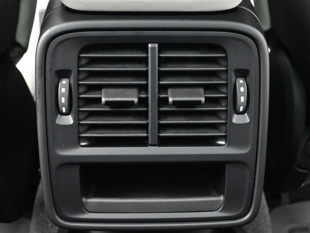 Certified 2024 Porsche Taycan GTS image 8