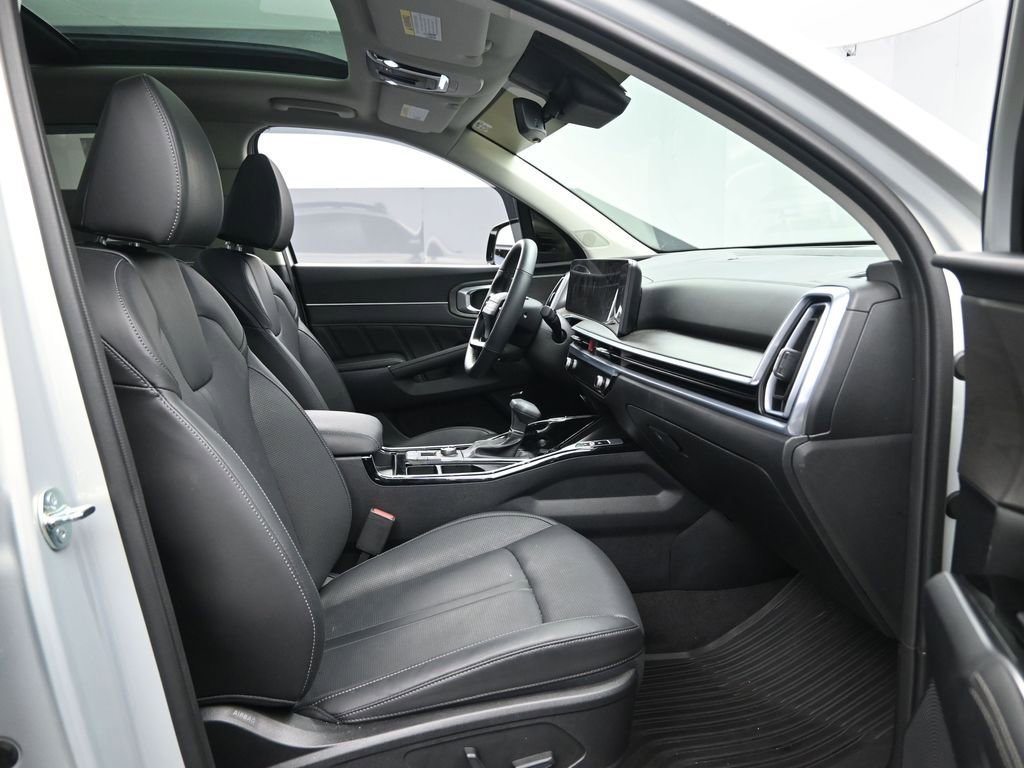 Used 2026 Kia Sorento SX image 35