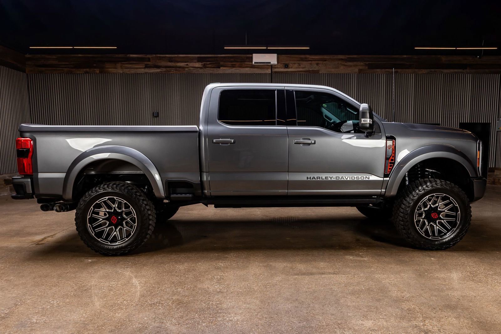 Used 2023 Ford F250 Lariat w/ Lariat Ultimate Package image 10