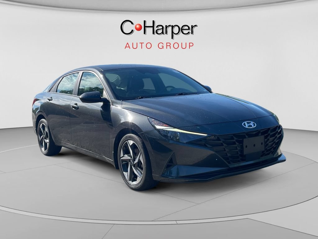 Used 2023 Hyundai Elantra SEL w/ Convenience Package FWD video 1