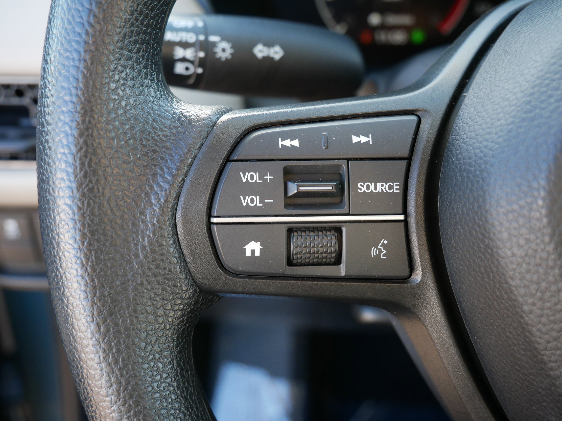 Used 2024 Honda HR-V LX image 27