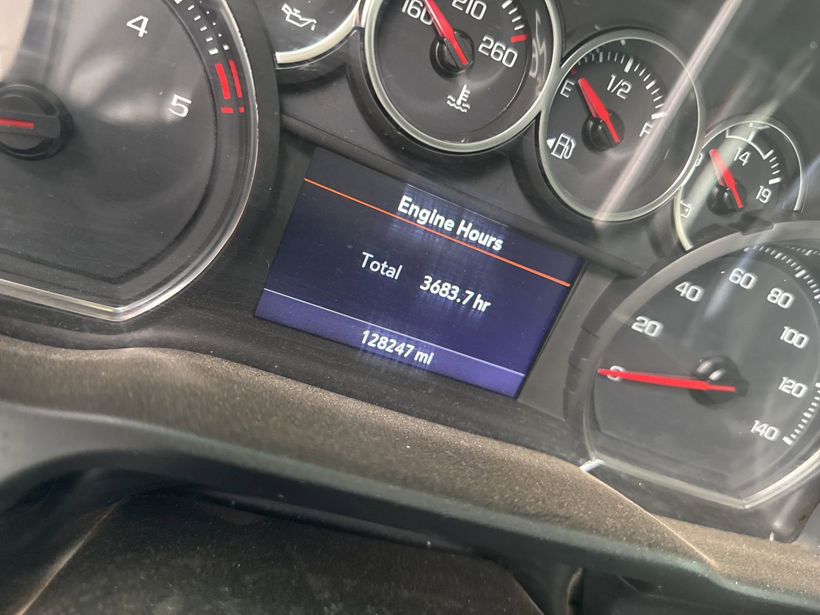 Used 2022 Chevrolet Silverado 2500 LTZ w/ LTZ Plus Package image 5