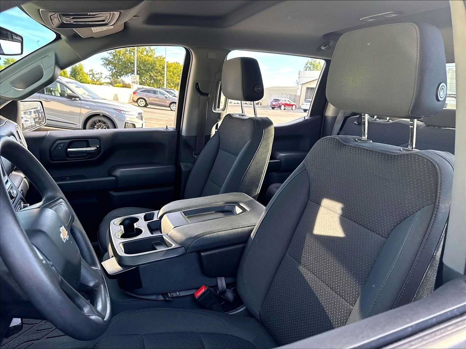 Used 2019 Chevrolet Silverado 1500 Custom w/ Custom Value Package RWD image 26