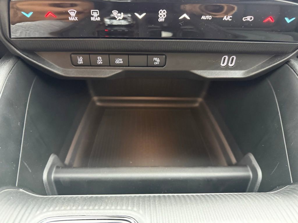 New 2026 Jeep Cherokee Laredo image 38