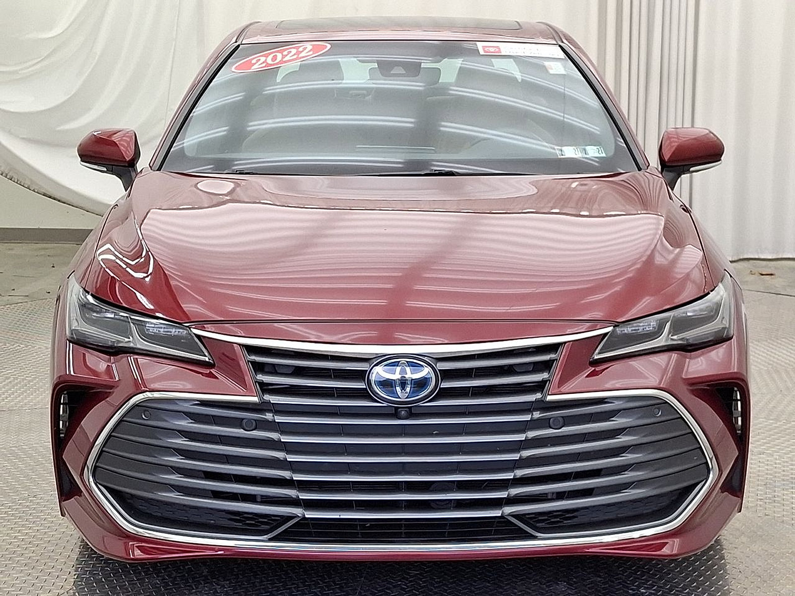 Certified 2022 Toyota Avalon Limited w/ Advanced Safety Package FWD image 29