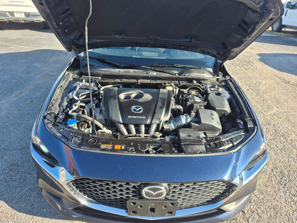 Used 2022 MAZDA MAZDA3 Sedan FWD image 2