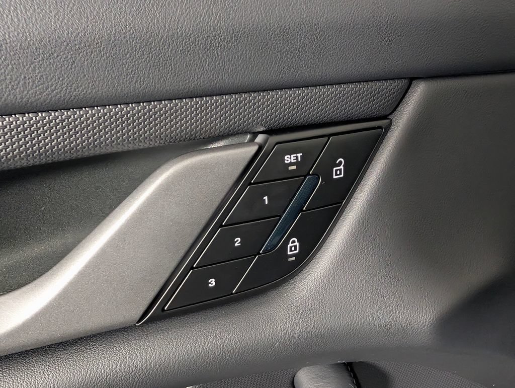 New 2026 Porsche Taycan AWD/4WD image 27