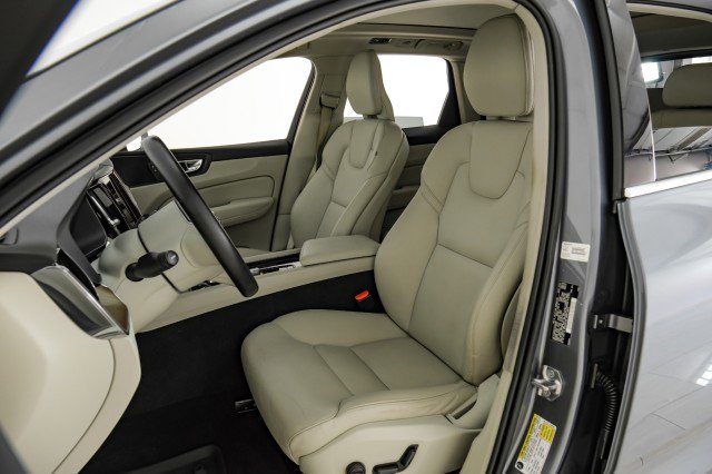 Used 2021 Volvo XC60 T8 Inscription Expression w/ Advanced Package AWD/4WD image 29