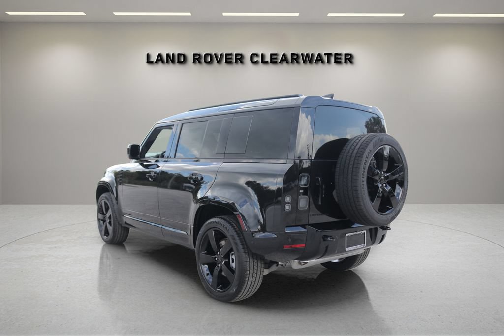 New 2026 Land Rover Defender 110 X-Dynamic SE AWD/4WD image 3