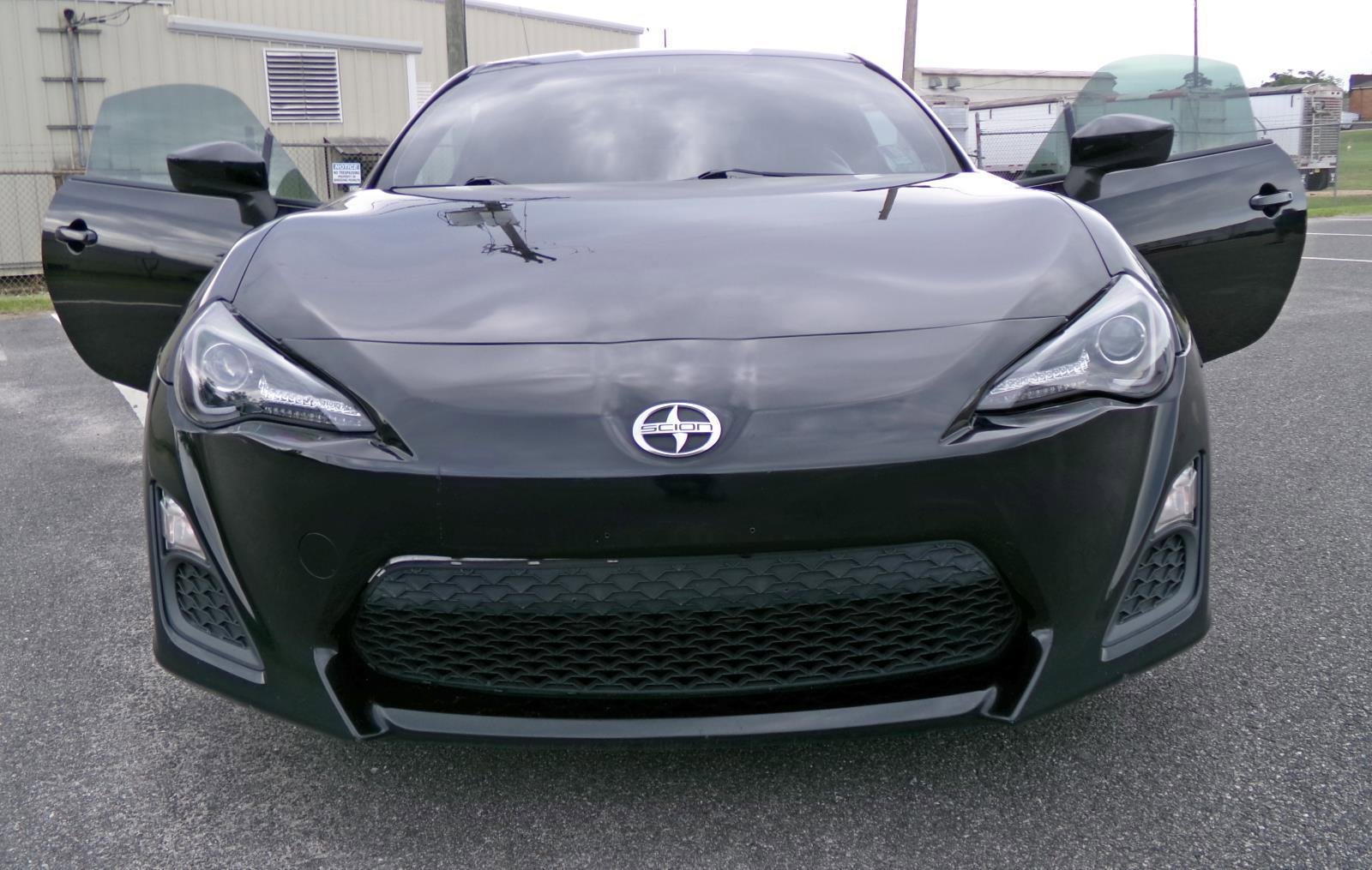 Used 2013 Scion FR-S RWD image 5