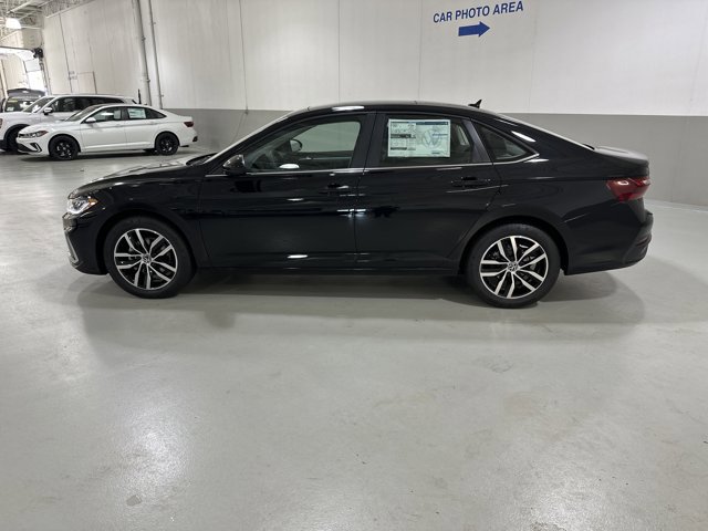 New 2026 Volkswagen Jetta SE image 5