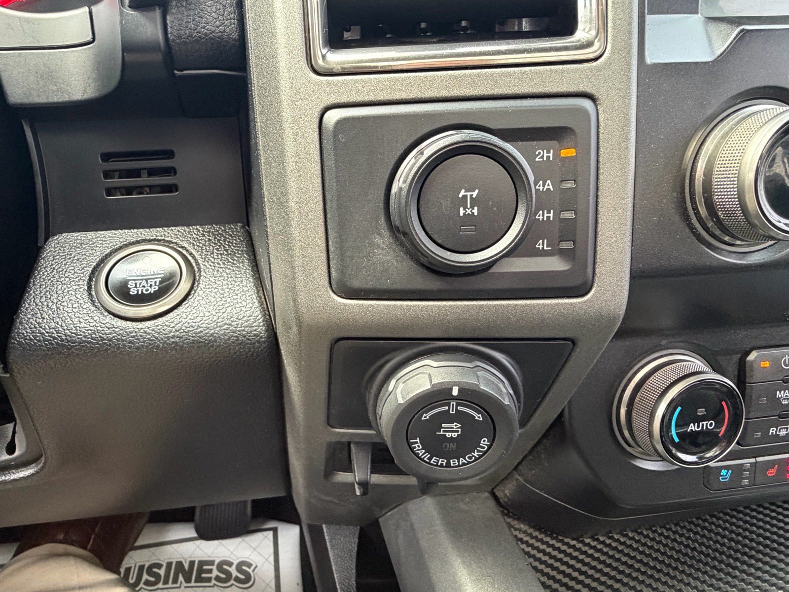 Used 2019 Ford F150 Raptor w/ Equipment Group 802A Luxury AWD/4WD image 21