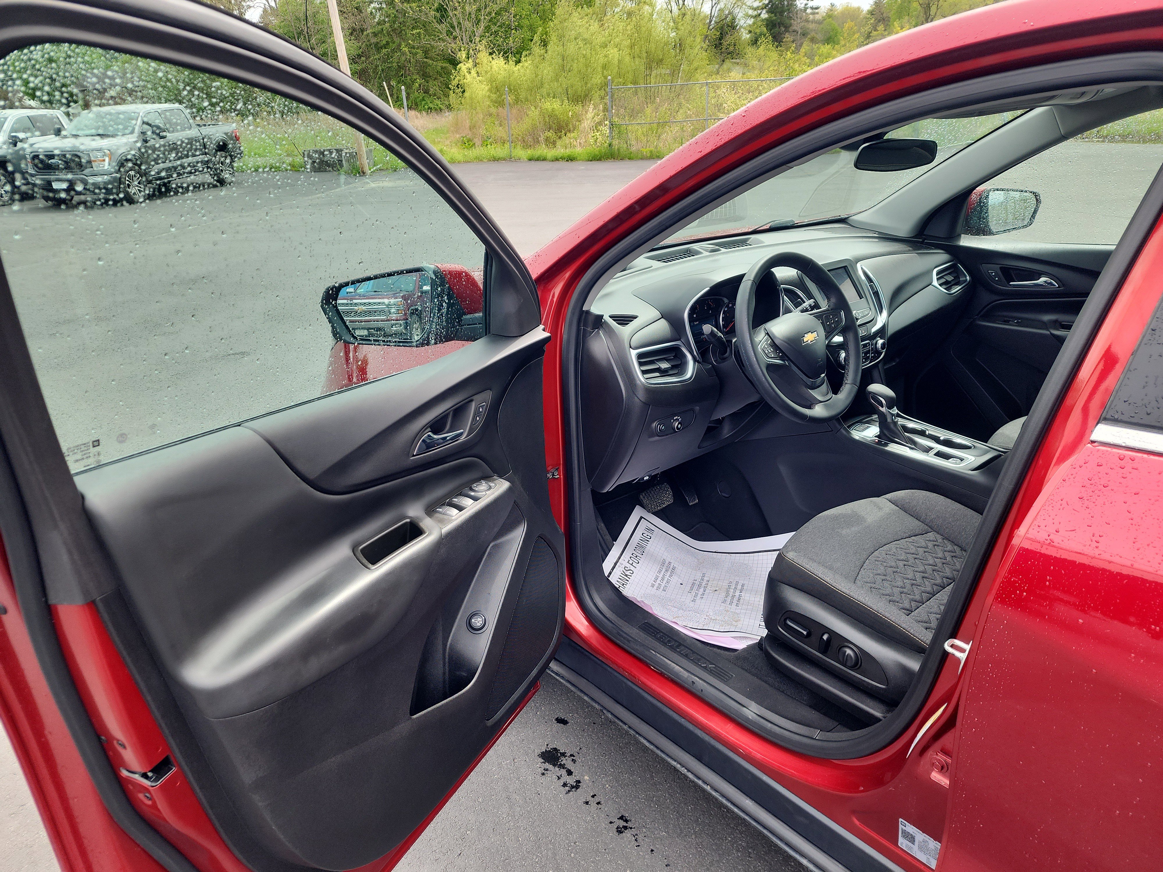 Certified 2023 Chevrolet Equinox LT AWD/4WD image 10